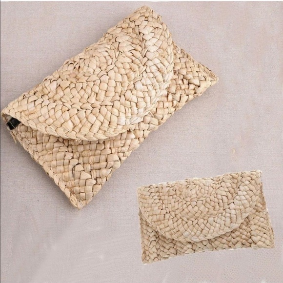 Handbags - Straw Clutch Bag